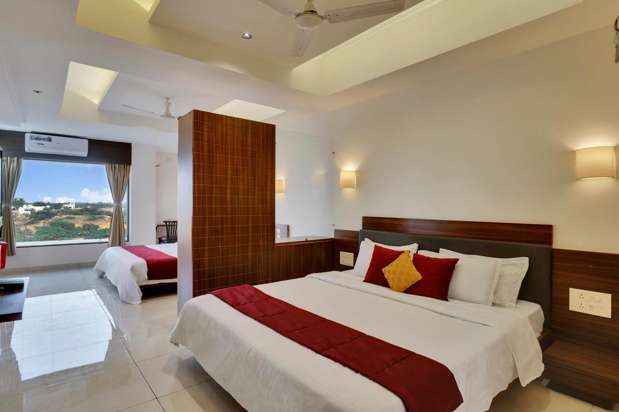 Goverdhan Greens Resort Dwarka L Hotels In Dwarka Exteriér fotografie