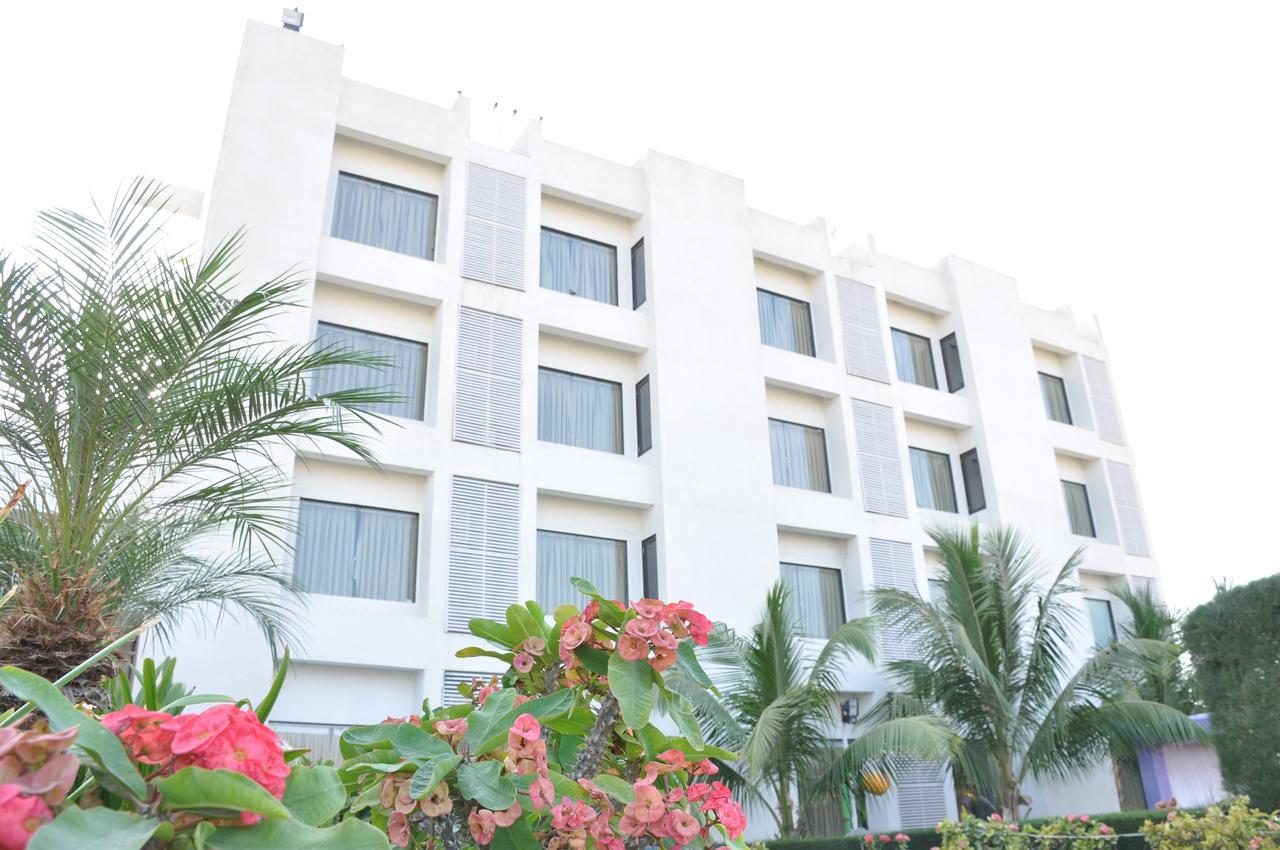Goverdhan Greens Resort Dwarka L Hotels In Dwarka Exteriér fotografie
