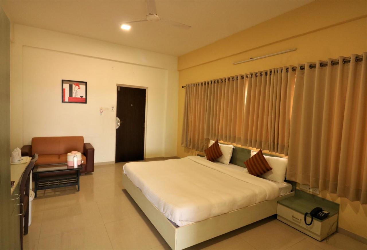 Goverdhan Greens Resort Dwarka L Hotels In Dwarka Exteriér fotografie